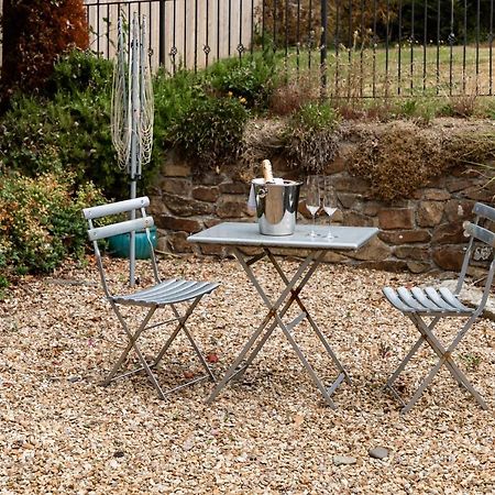 1 Chatsworth Riverscape Apartments - Riverview Apartment In Great Location With Free Parking Overlooking The Gannel Just A Short Walk From Newquays Incredible Beaches And Local Amenities New Quay Eksteriør bilde