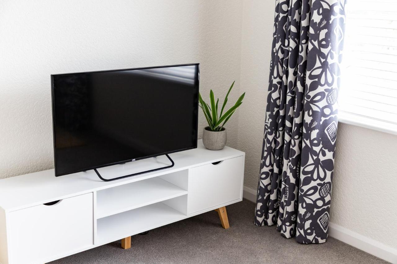 1 Chatsworth Riverscape Apartments - Riverview Apartment In Great Location With Free Parking Overlooking The Gannel Just A Short Walk From Newquays Incredible Beaches And Local Amenities New Quay Eksteriør bilde