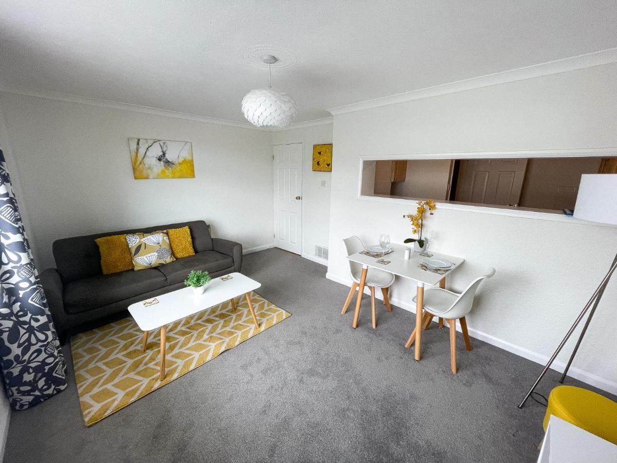 1 Chatsworth Riverscape Apartments - Riverview Apartment In Great Location With Free Parking Overlooking The Gannel Just A Short Walk From Newquays Incredible Beaches And Local Amenities New Quay Eksteriør bilde