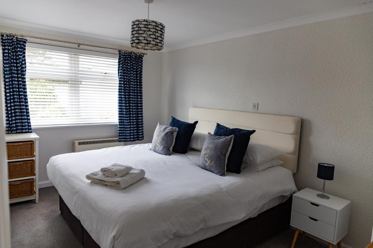1 Chatsworth Riverscape Apartments - Riverview Apartment In Great Location With Free Parking Overlooking The Gannel Just A Short Walk From Newquays Incredible Beaches And Local Amenities New Quay Eksteriør bilde